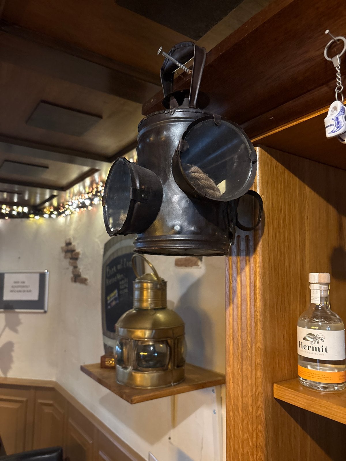 Antieke scheepslamp / navigatielamp, Ophalen