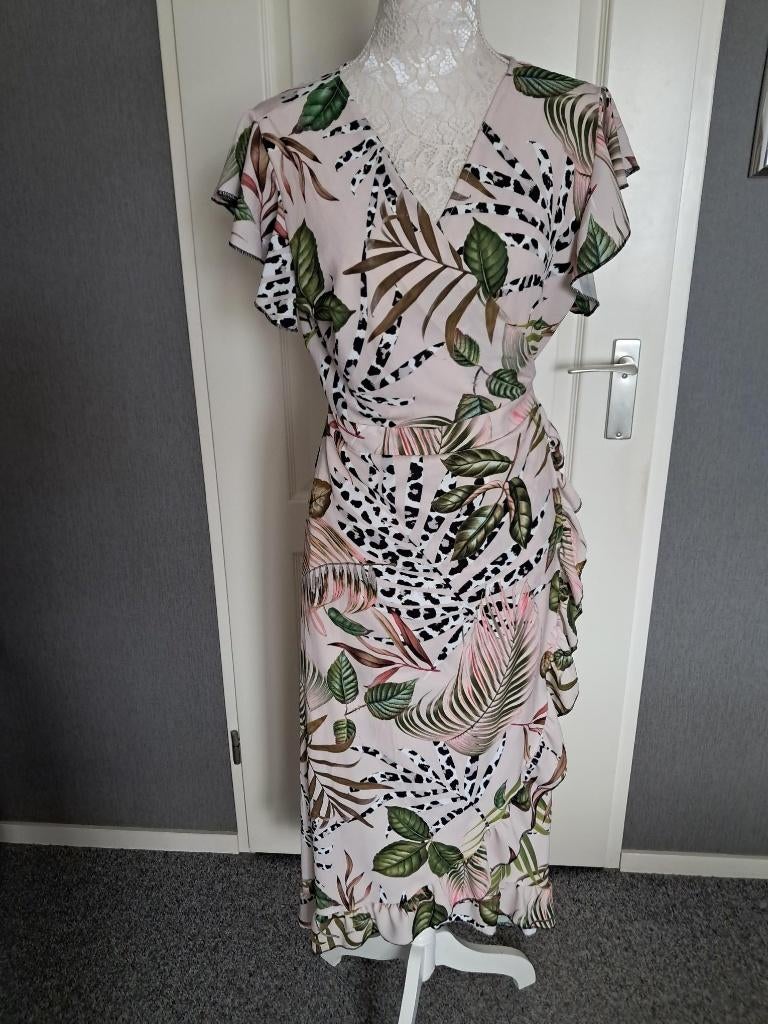 Jurk Pescara kleur : creme groen roze Maat: XL 42, Kleding | Dames, Jurken, Overige kleuren, Maat 42/44 (L), Pescara, Nieuw