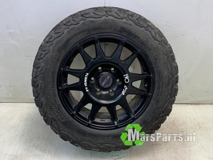 Velg + Band van een Toyota Hilux, Gebruikt, -, -, Ophalen of Verzenden