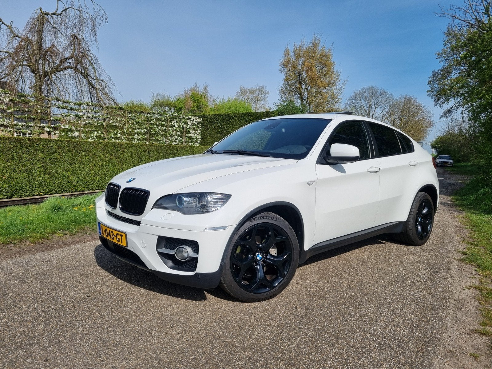 BMW X6 35i YOUNGTIMER. vol opties. UNIEK MOOI!!, Auto's, BMW, Wit, Vierwielaandrijving, Blauw, Geïmporteerd