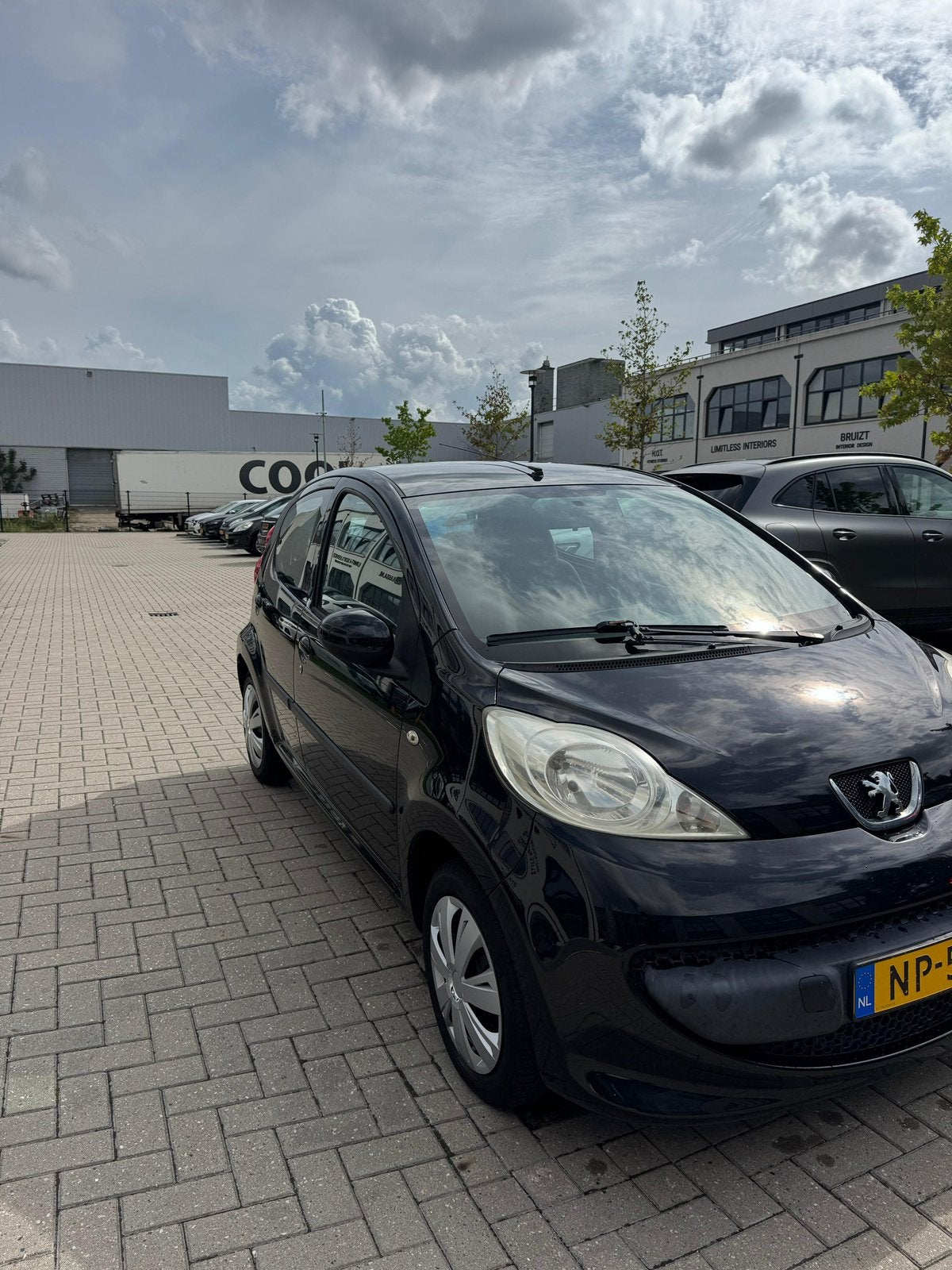 Peugeot 107 - 5 drs, Voorwielaandrijving, 4 stoelen, Handgeschakeld, Geïmporteerd
