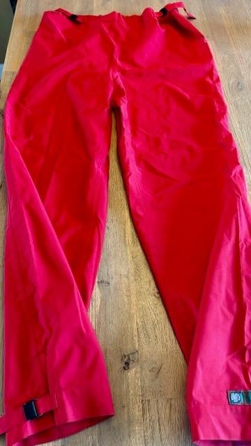 regenbroek M/L Wild Roses, Caravans en Kamperen, Ophalen of Verzenden, Gebruikt, Dames