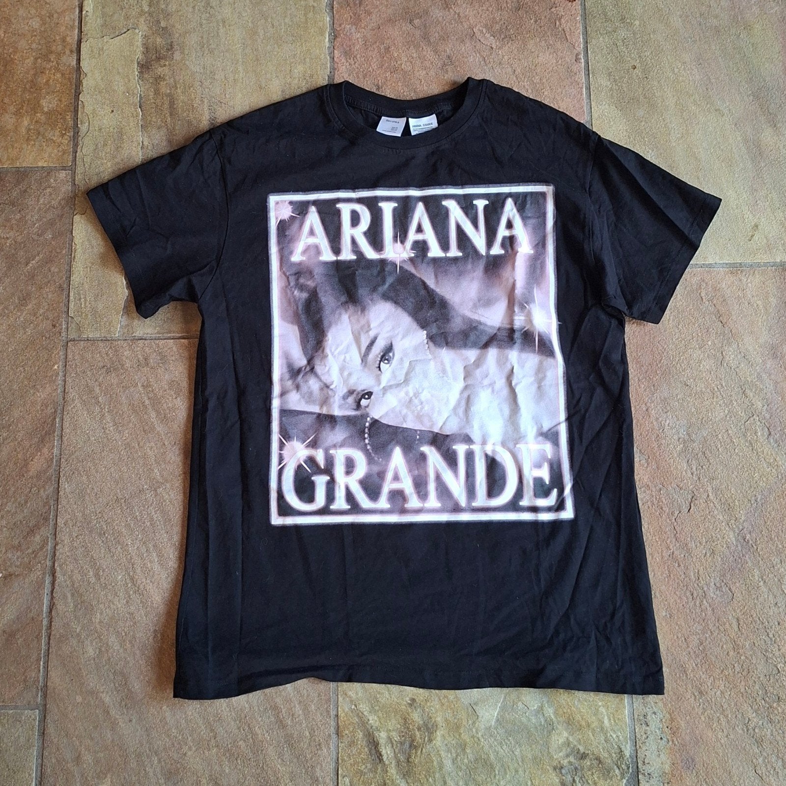 Ariana Grande shirt - Maat XS, Zwart, Ophalen of Verzenden, Zo goed als nieuw, Bershka