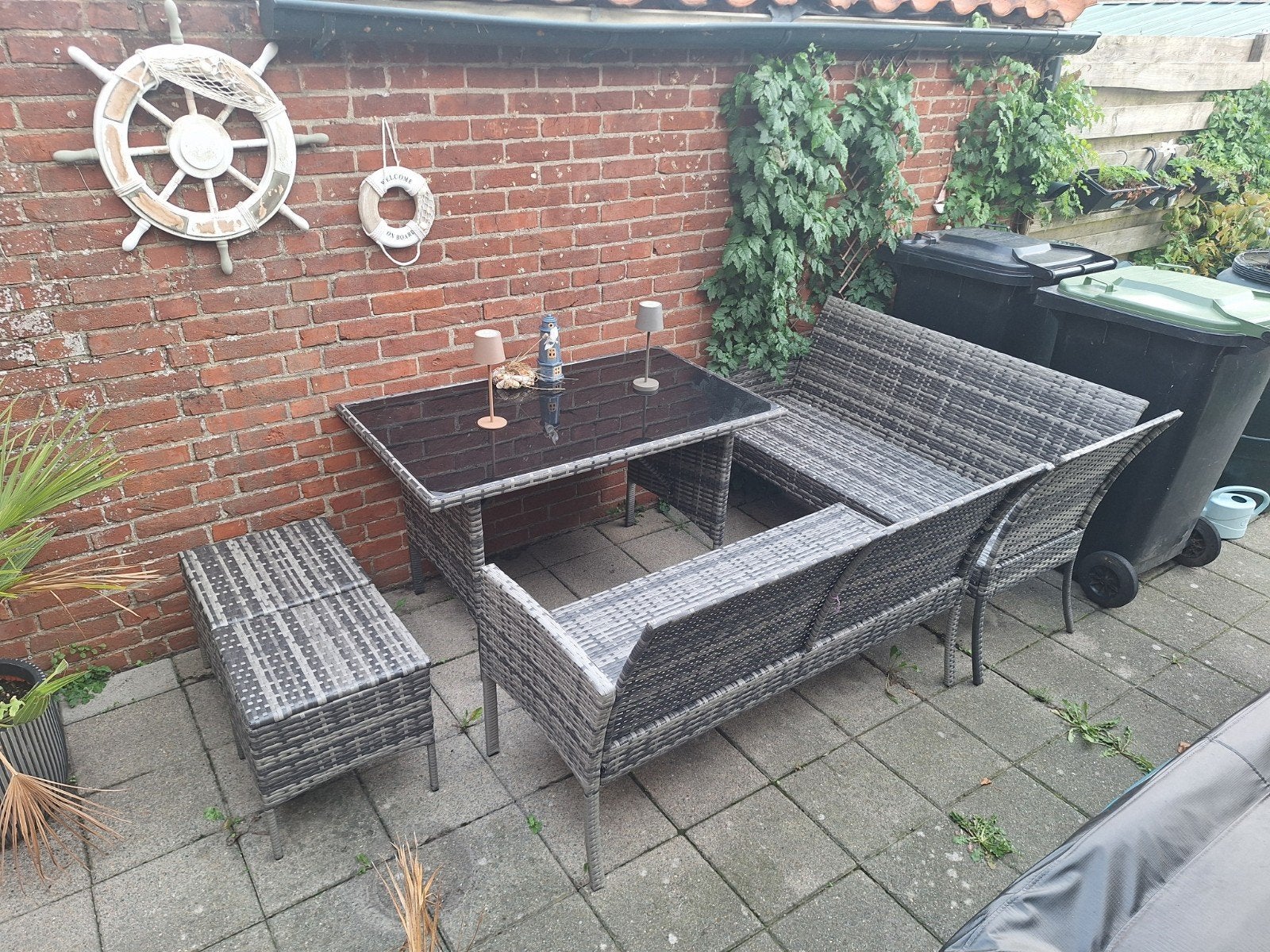 Poly rotan eettafel en hoekbank met fauteuil 7 personen, Ophalen, Gebruikt, Bank, Rotan