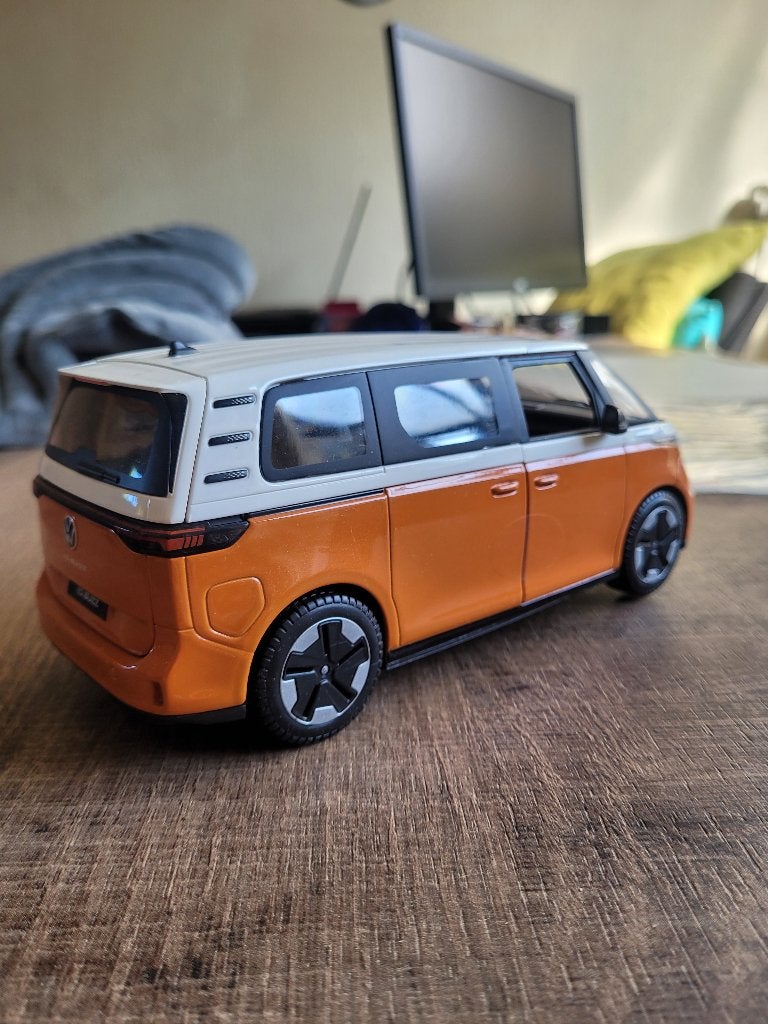 Te koop id buzz modelauto, Hobby en Vrije tijd, Ophalen, Zo goed als nieuw, Bus of Vrachtwagen, Overige merken