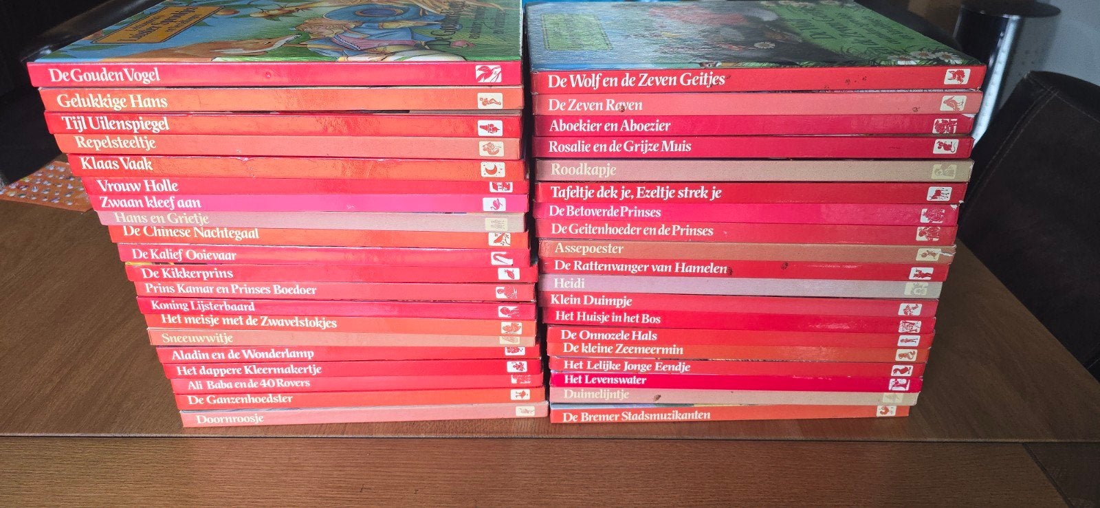 Grote collectie sprookjesboeken (De Gouden Vogel, De Wolf), Boeken, Ophalen of Verzenden, Gelezen