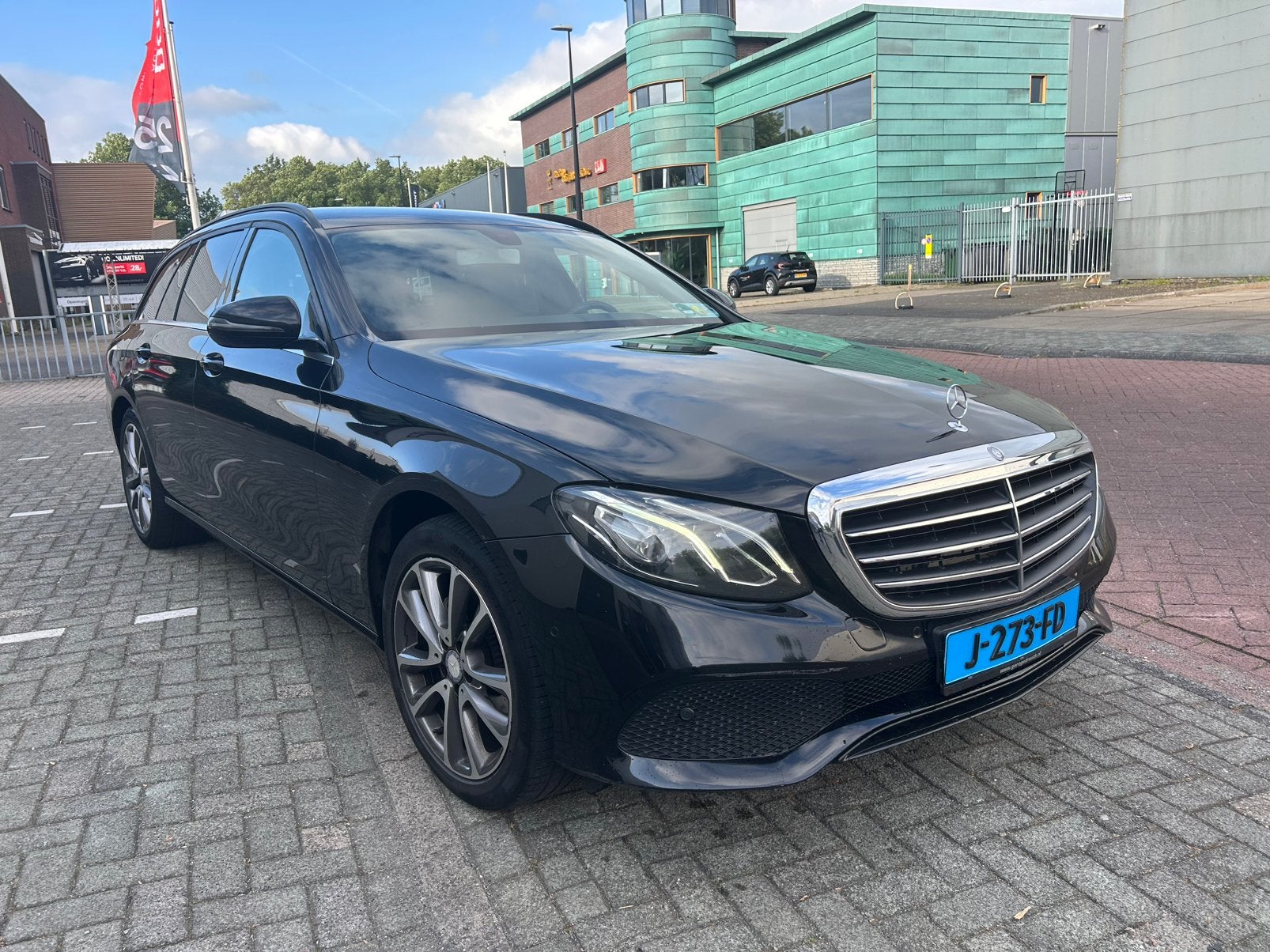 Mercedes-Benz E-Klasse E220d 2.0 143KW Estate 9G-TR 2017, Auto's, Mercedes-Benz, Automaat, Achterwielaandrijving, 194 pk, Zwart