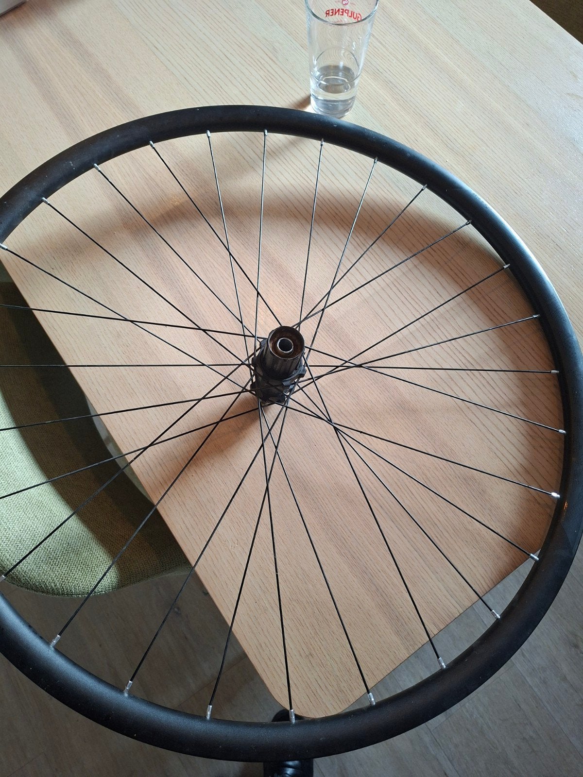 Achterwiel, toe aan nieuwe body en/of hub, Fietsen en Brommers, Ophalen, Aluminium
