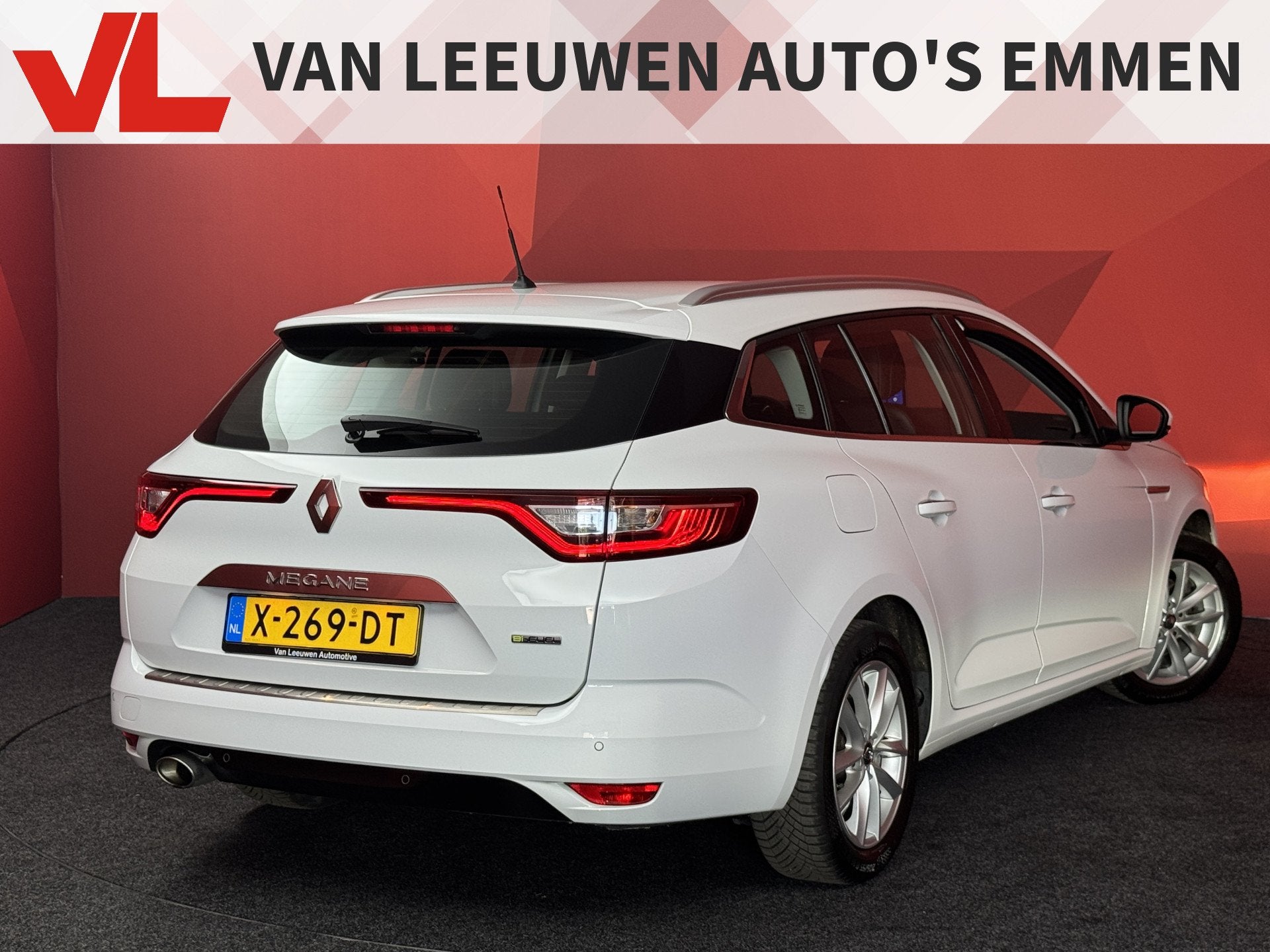 Renault Mégane Estate 1.2 TCe Zen | RIJKLAAR | Navi, Auto's, Voorwielaandrijving, Gebruikt, 4 cilinders, Handgeschakeld