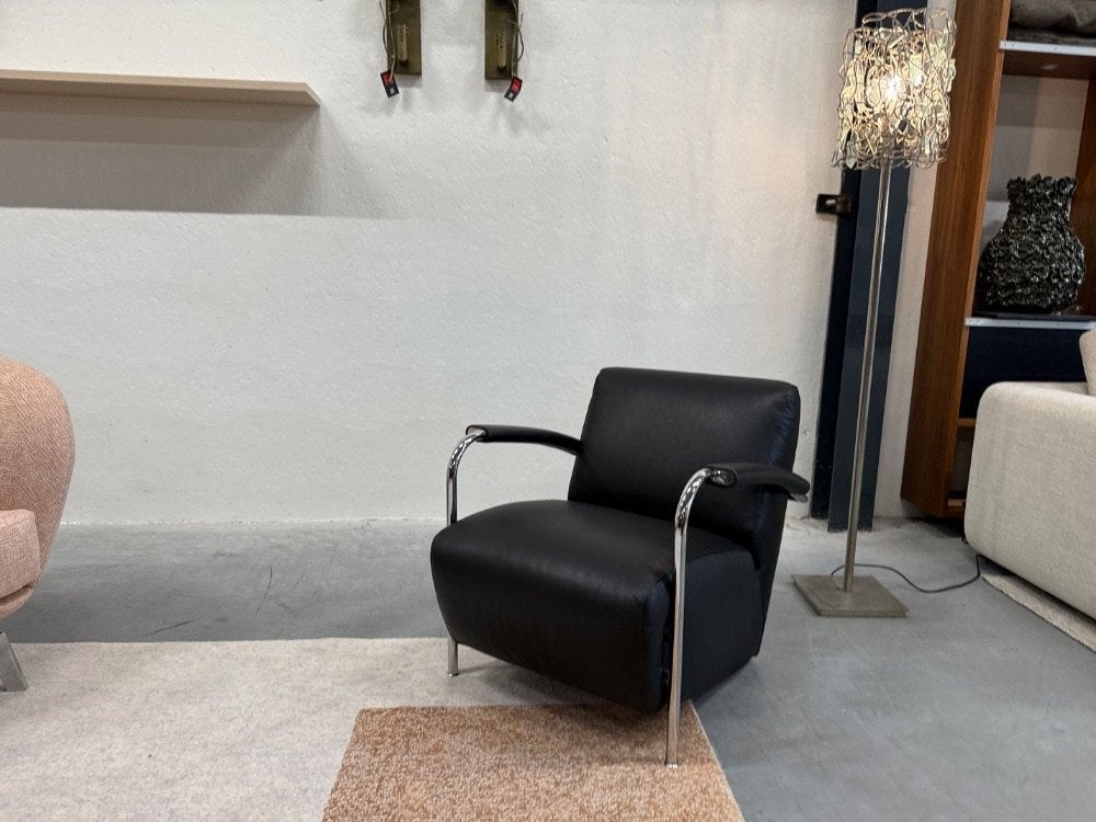 Nieuw Leolux Scylla fauteuil zwart Noli leer design stoel, Huis en Inrichting, Fauteuils, Leolux, Info@leolux.nl, Nieuw, Ophalen of Verzenden