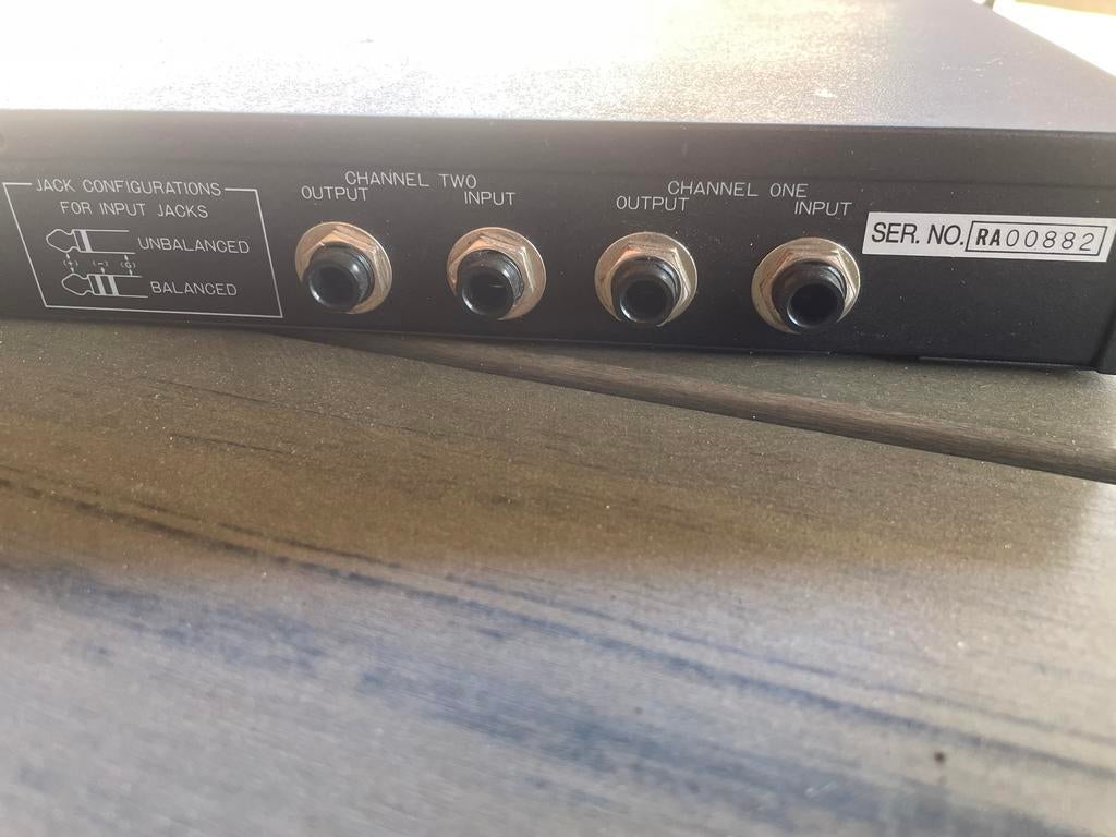 PEQ3400 Dual 2/3 Octave Equalizer, Ophalen, Gebruikt, Equalizer