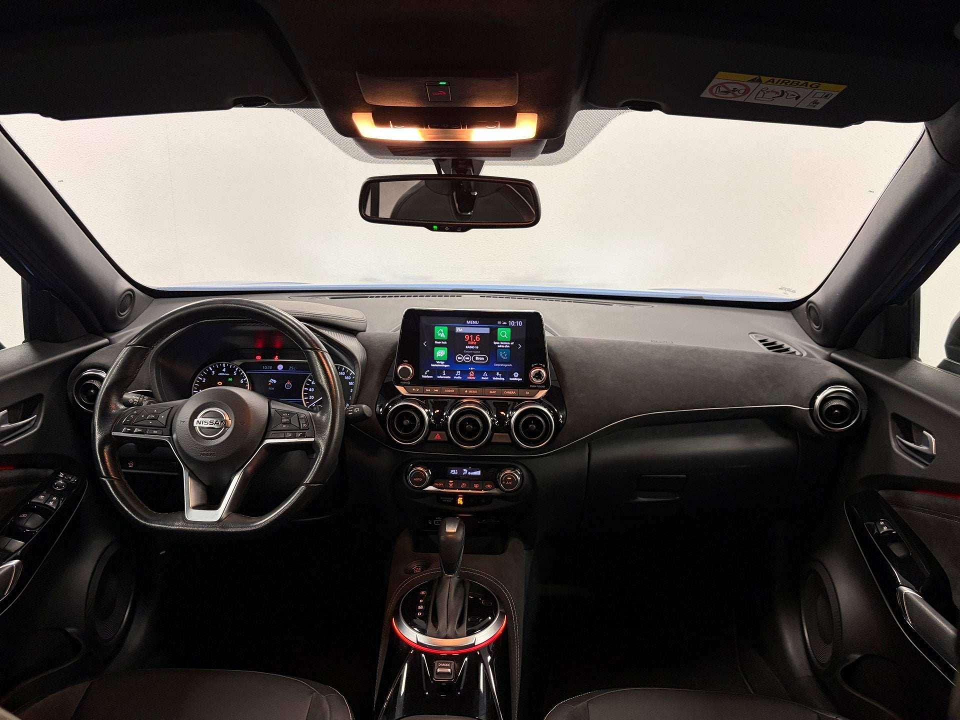 Nissan Juke 1.0 DIG-T N-Design*Automaat*Leder*Cruise-Control, Auto's, Dealer onderhouden, 1250 kg, Euro 6, Blauw
