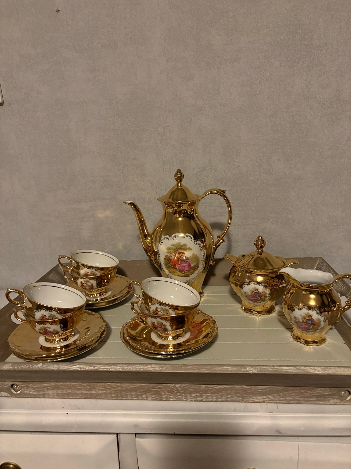 Vintage Goudkleurig Porseleinen Koffie-/Theeservies, Antiek en Kunst, Ophalen of Verzenden