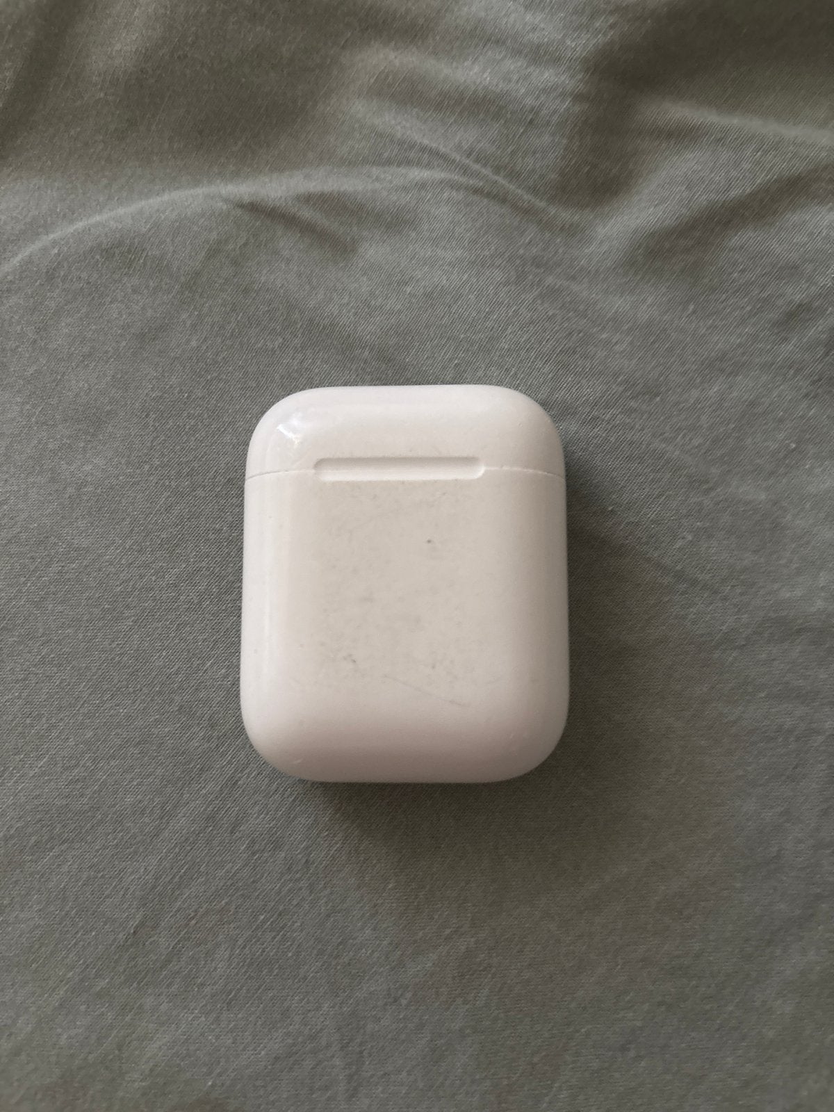 Apple Airpods (oplaadcase), In-ear, Gebruikt, Ophalen of Verzenden, Wit