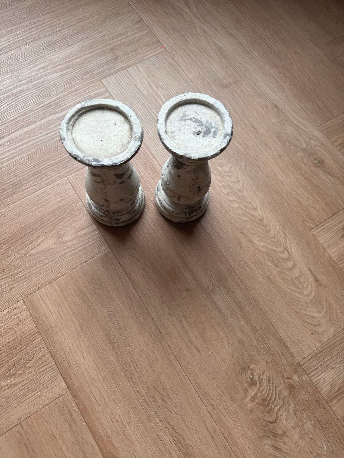 Set van 2 rustieke kandelaars, 20 cm hoog, Huis en Inrichting, Ophalen, Gebruikt, Overige merken, Grijs