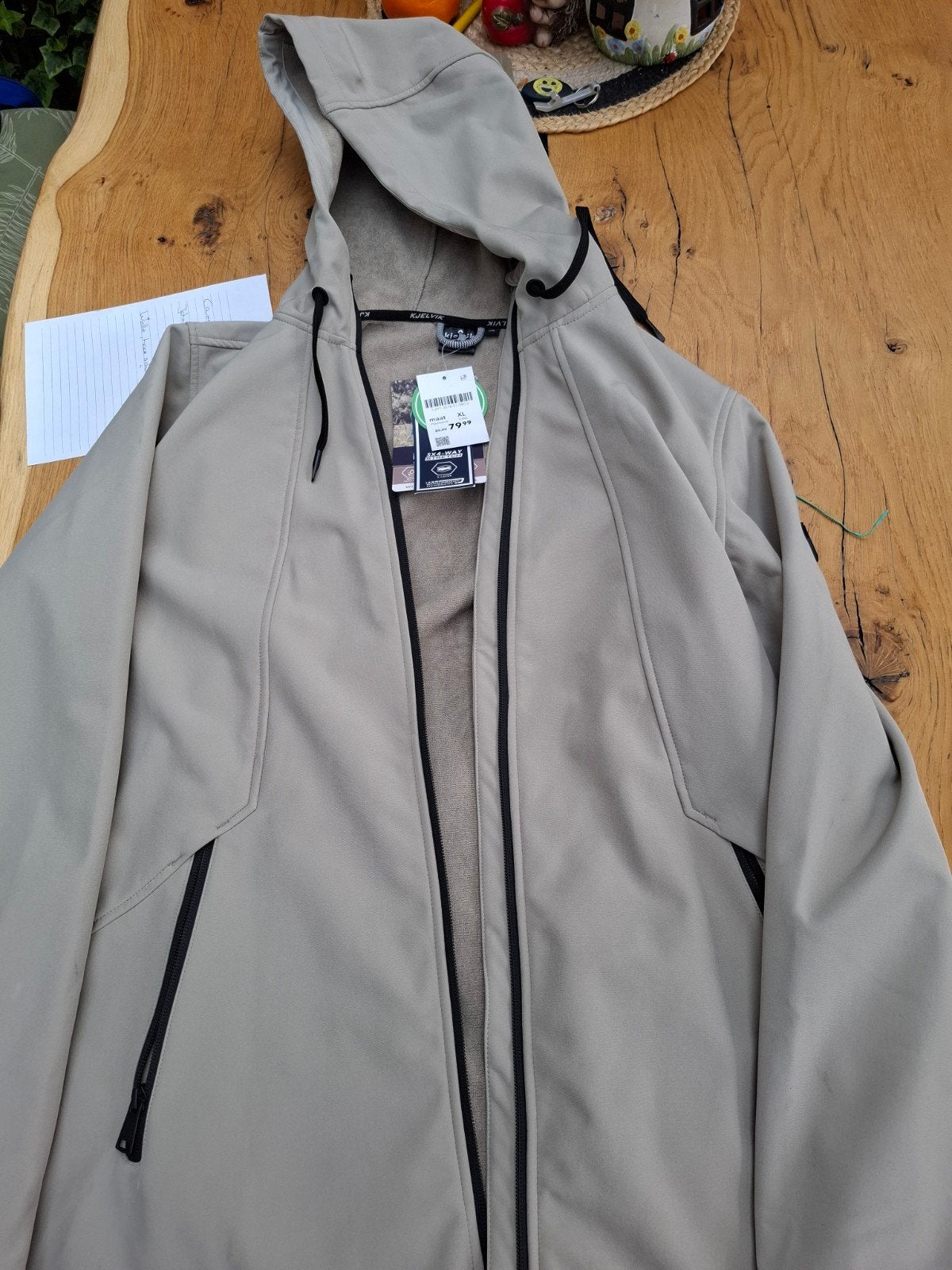 kjelvik outdoor dames jas kleur crème,zandkleur., Beige, Maat 42/44 (L), Nieuw, Ophalen of Verzenden