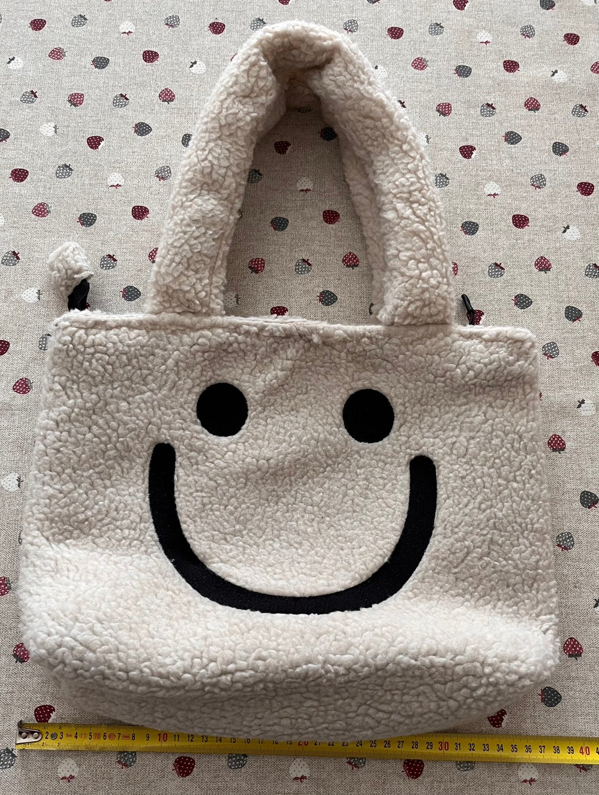 Leuke teddy shopper met smiley - Zo goed als nieuw, Sieraden, Tassen en Uiterlijk, Tassen | Damestassen, Zo goed als nieuw, Shopper
