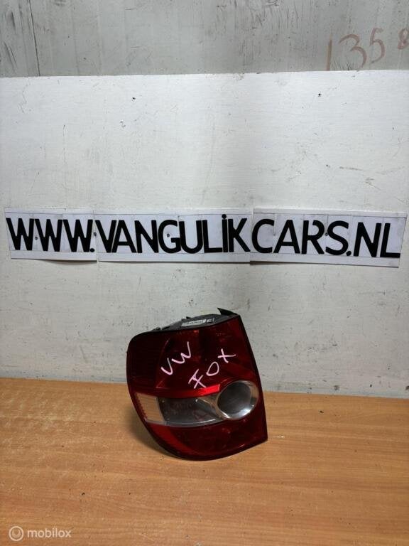 Achterlicht  links Volkswagen Fox ('05-'11, Auto-onderdelen, Gebruikt, Volkswagen, Ophalen of Verzenden