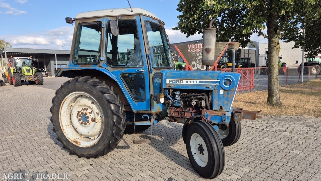 FORD 5600 Supercab, Zakelijke goederen, Agrarisch | Tractoren, Ford, tot 80 Pk, Gebruikt