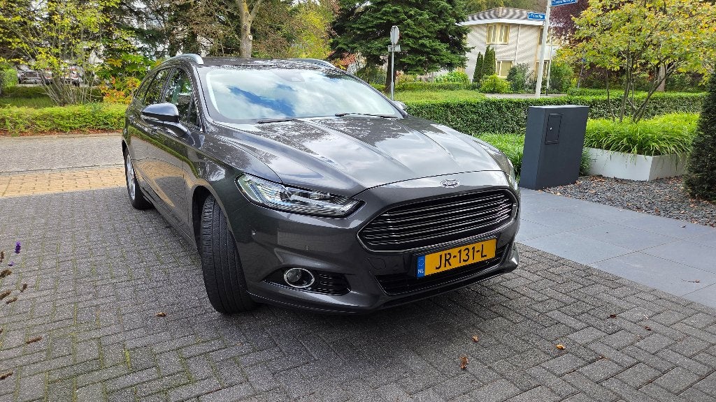 Ford Mondeo 1.5 Ecoboost 118KW Wagon 2016 Grijs, Auto's, Voorwielaandrijving, Stof, 160 pk, Origineel Nederlands