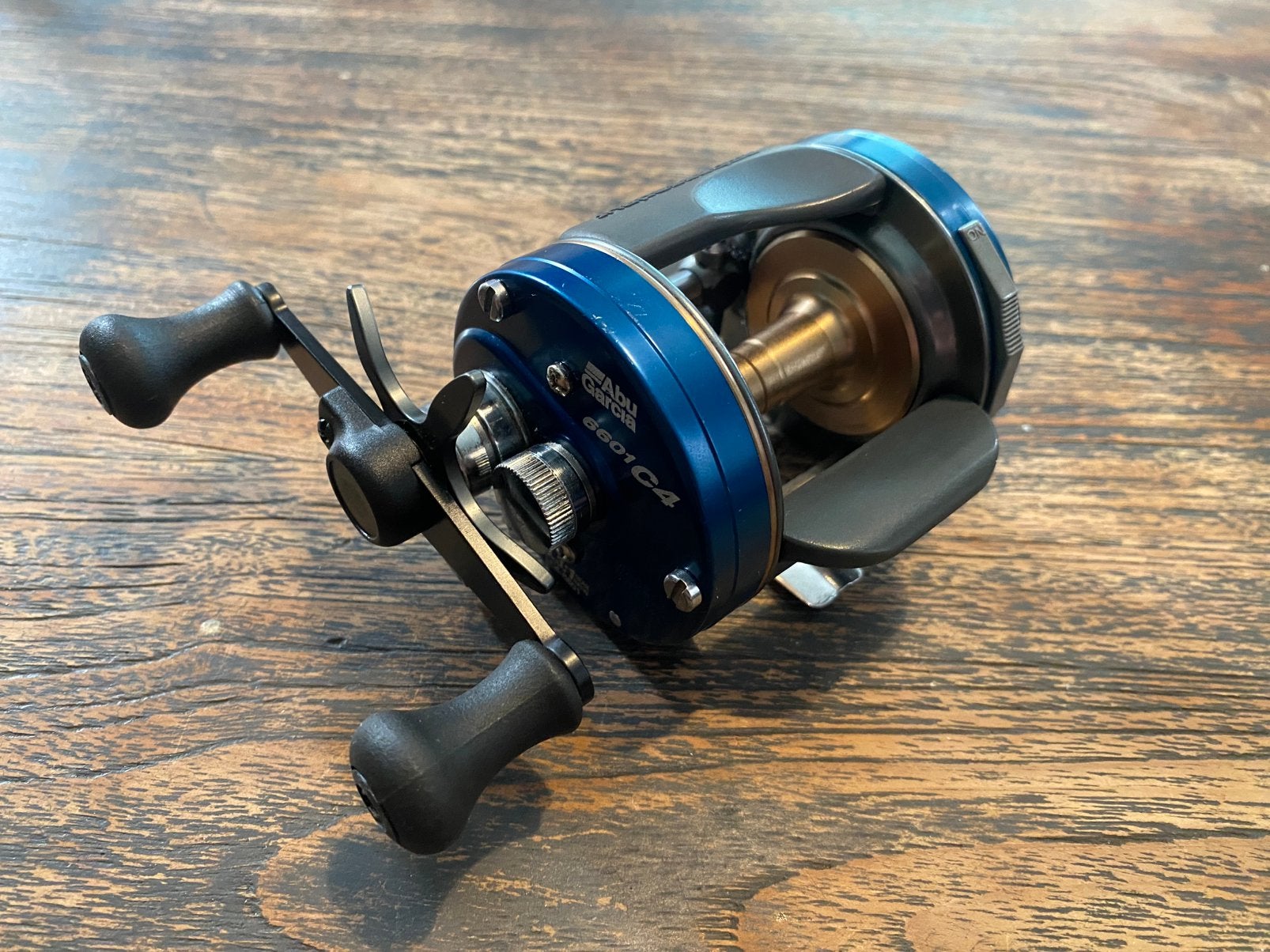 Abu garcia ambassadeur 6601 C4 reel, Watersport en Boten, Hengelsport | Roofvissen, Ophalen of Verzenden, Zo goed als nieuw, Molen