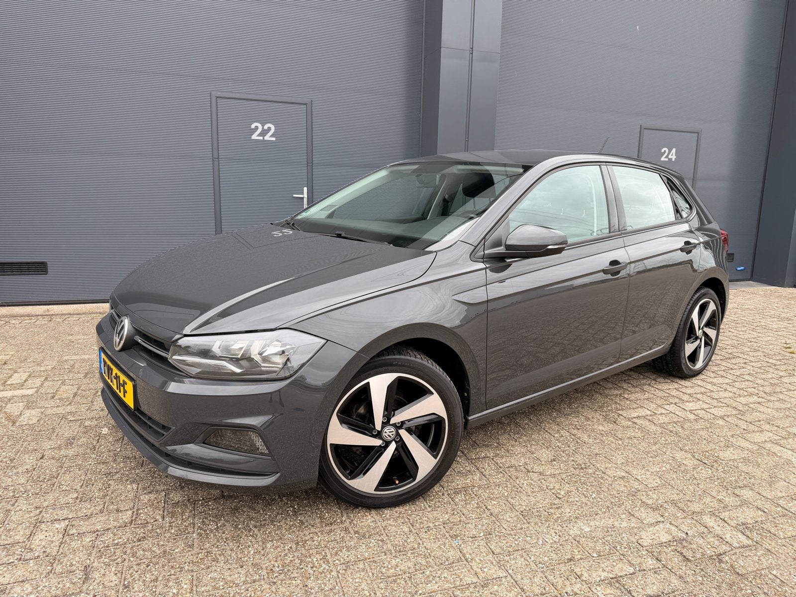 Volkswagen Polo 1.0 TSI 95PK 5D 7-DSG AUTOMAAT 2018, Auto's, Zwart, Bedrijf, 1000 kg, 1080 kg