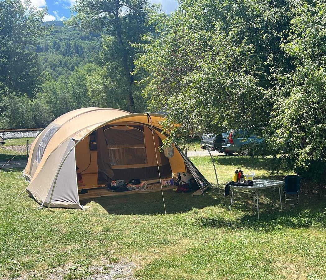 Cabanon Biscaya 370 Stevige vierpersoons tunneltent. Katoen., Caravans en Kamperen, Tenten, Ophalen, Gebruikt, Tot en met 4
