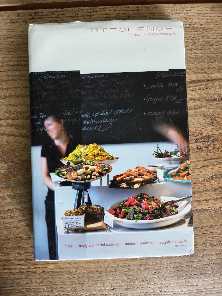 Kookboek - Ottolenghi: The Cookbook Engels, Boeken, Kookboeken, Ophalen of Verzenden, Zo goed als nieuw, Azië en Oosters