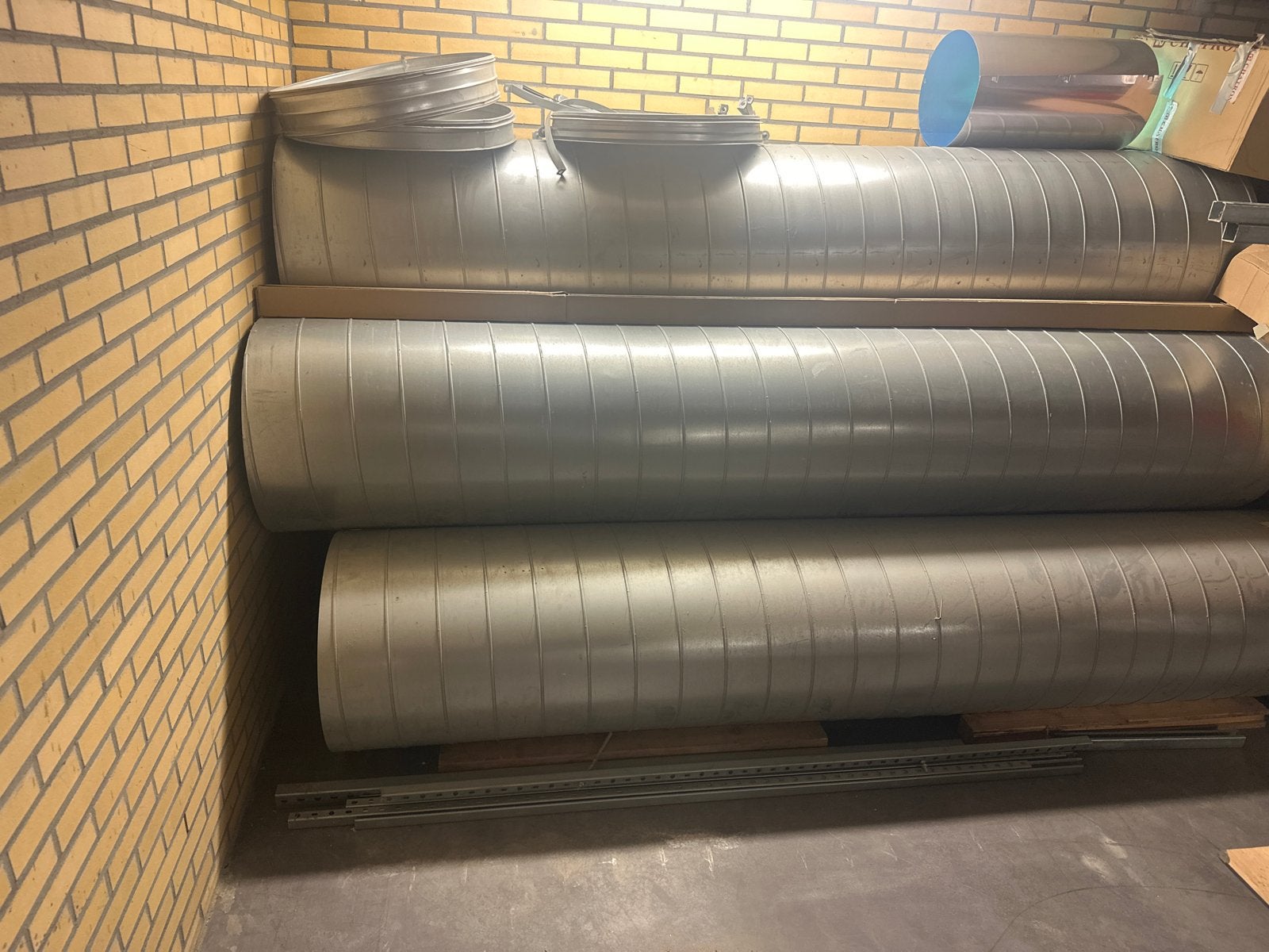 4x Spirobuis 300cm Ø60cm incl. moffen en ophanghulpstukken, Ophalen, Nieuw