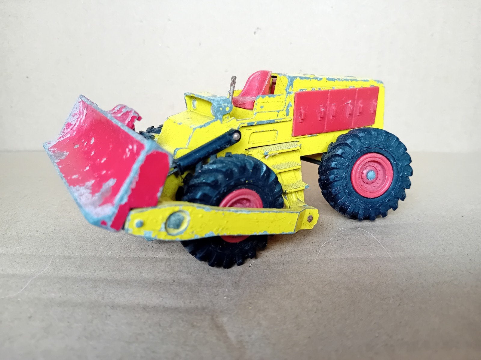 Dinky toys, Ophalen of Verzenden, Gebruikt