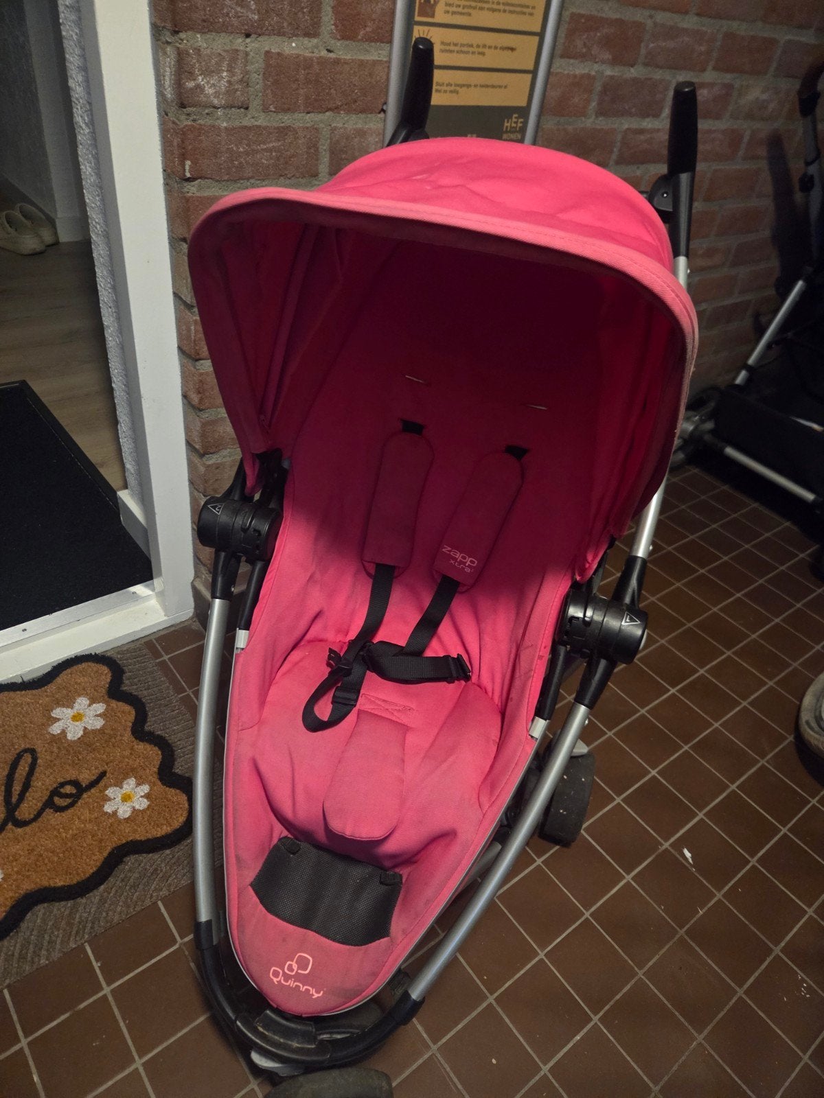 Quinny Zapp Xtra Buggy - Roze, Gebruikt, Ophalen