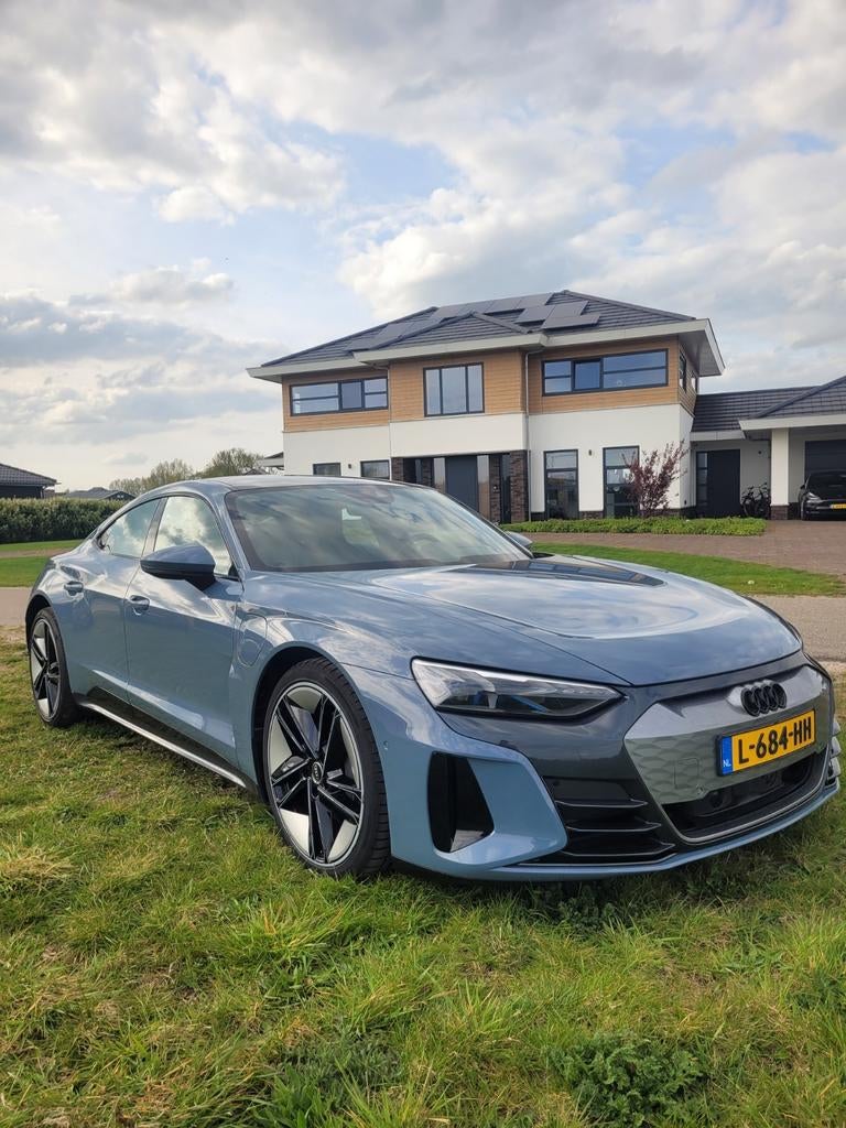 Audi e-tron GT 93kWh 476pk 2021 Grijs, Automaat, Zwart, 93 kWh, Elektrisch