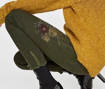 Zara groene skinny broek met borduursel maat 36, Zara, Ophalen of Verzenden, Zo goed als nieuw, Maat 36 (S)