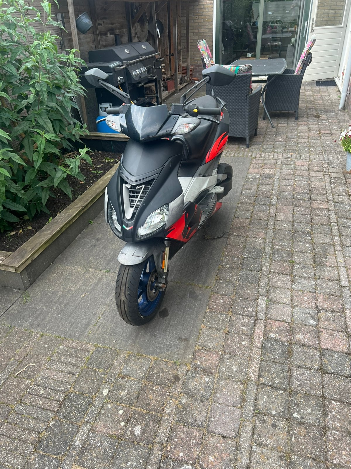 Aprilia SR50 Ditech Factory – nette en snelle scooter, Fietsen en Brommers, Scooters | Aprilia, Ophalen, Gebruikt, Maximaal 45 km/u