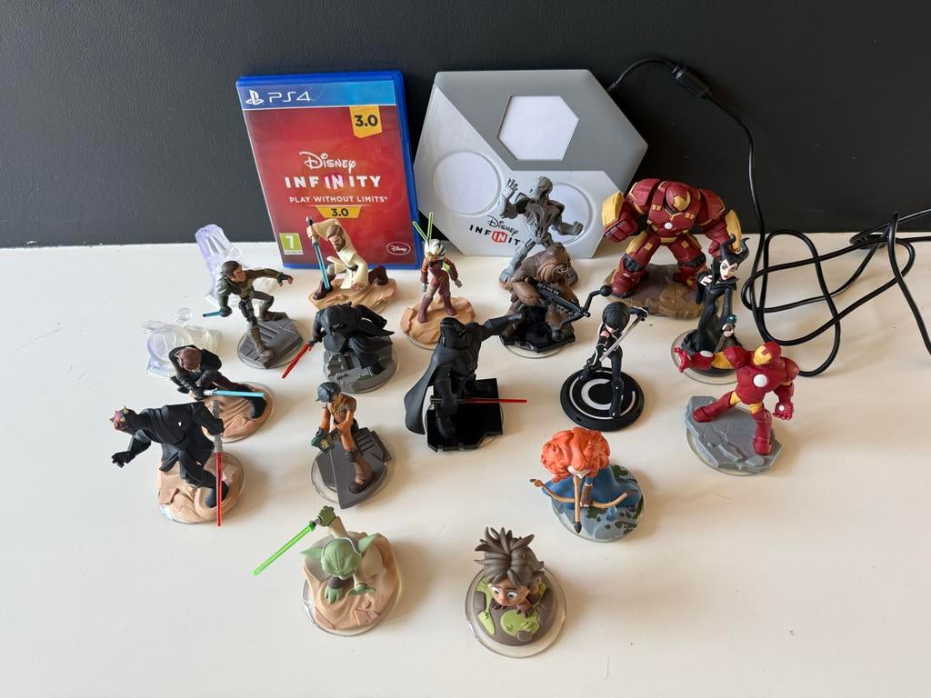 Disney Infinity 3.0 PS4 Starter Pack + 17 Figuren, 2 werelde, Avontuur en Actie, 2 spelers, Eén computer, Ophalen of Verzenden