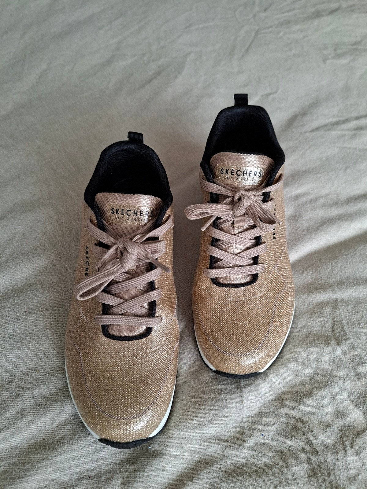 Skechers goud mt 40, Ophalen of Verzenden, Zo goed als nieuw, Zwart, Sneakers of Gympen