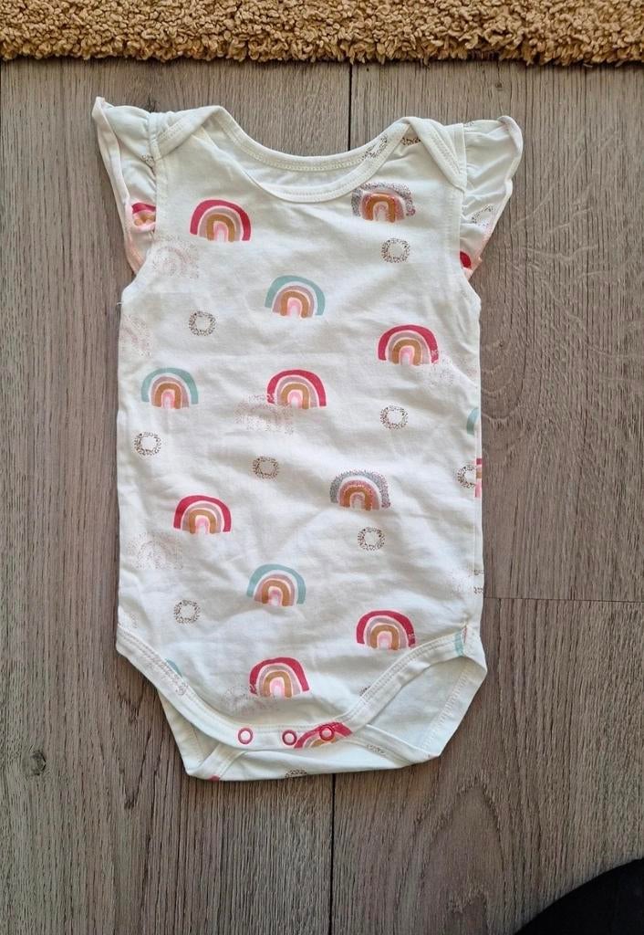 Romper met regenbogen maat 62/68 Hema, Nacht- of Onderkleding, Meisje, Ophalen of Verzenden, Zo goed als nieuw