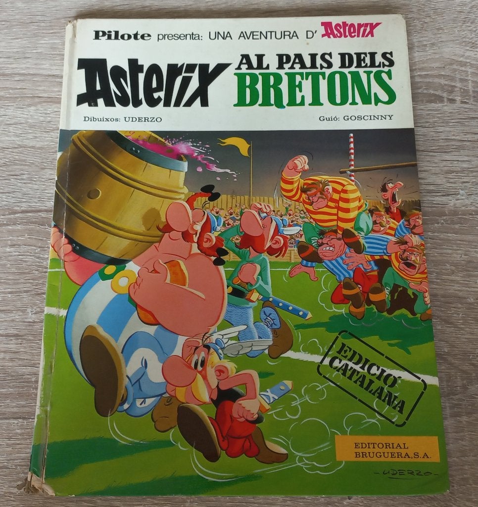 Asterix al pais dels Bretons (en de Britten, Catalaans), Eén stripboek, Ophalen of Verzenden, Gelezen, Goscinny & Uderzo