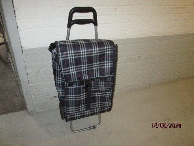 boodschappen trolley, Sieraden, Tassen en Uiterlijk, Tassen | Reistassen en Weekendtassen, Ophalen, Zo goed als nieuw, 30 cm of meer