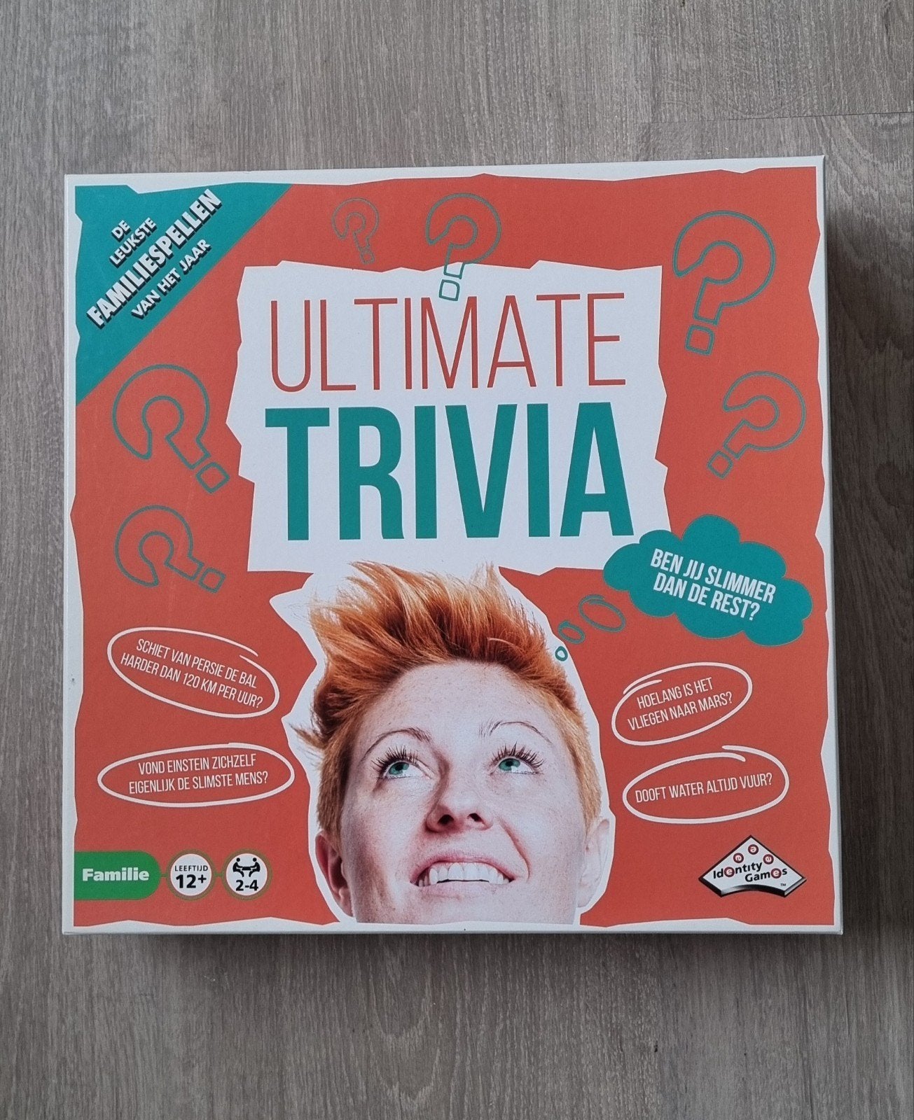 Ultimate Trivia, triviant, Drie of vier spelers, Ophalen, Zo goed als nieuw, Identity Games