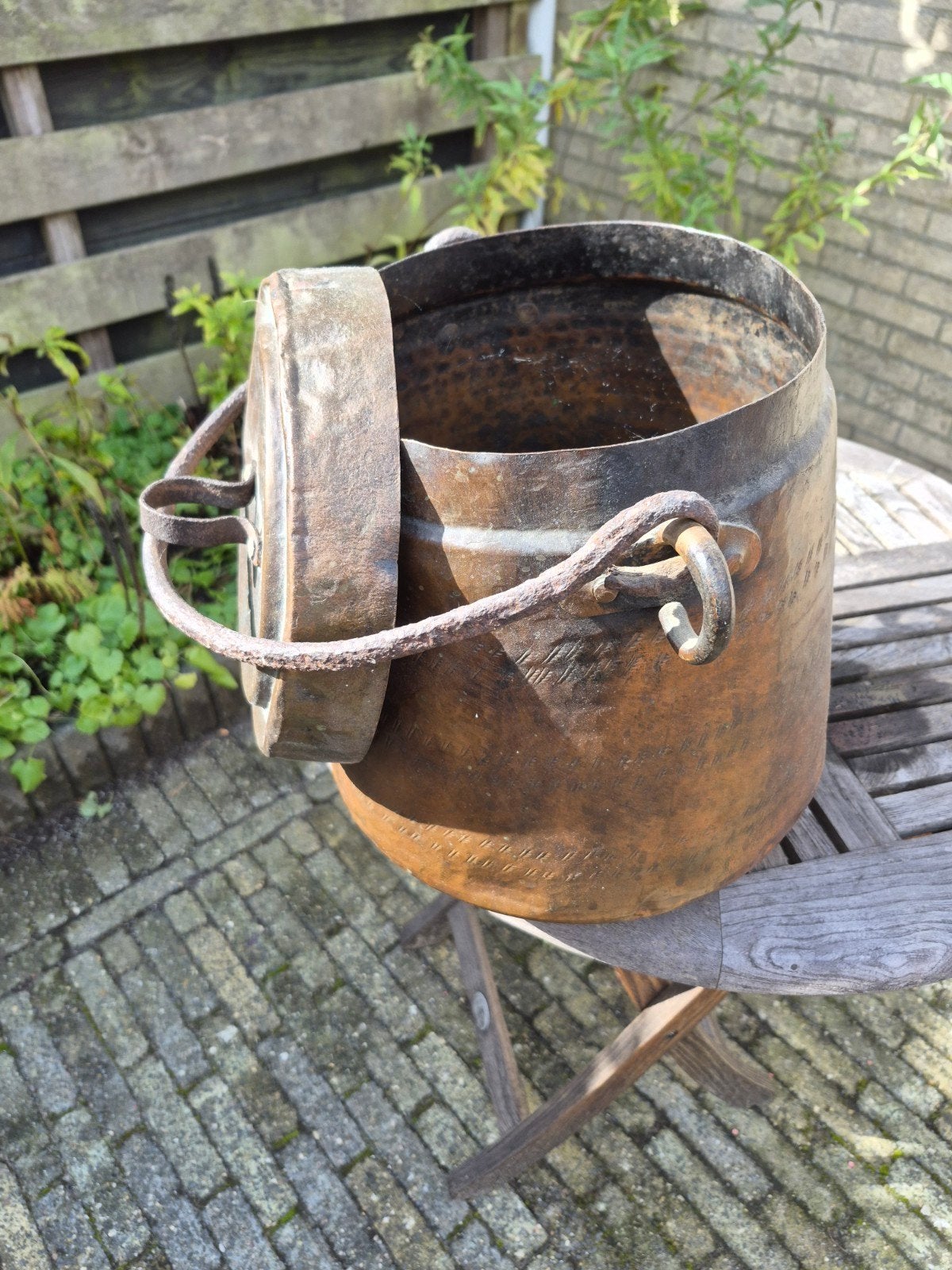 Antieke koperen ketel met deksel, Ophalen, Koper