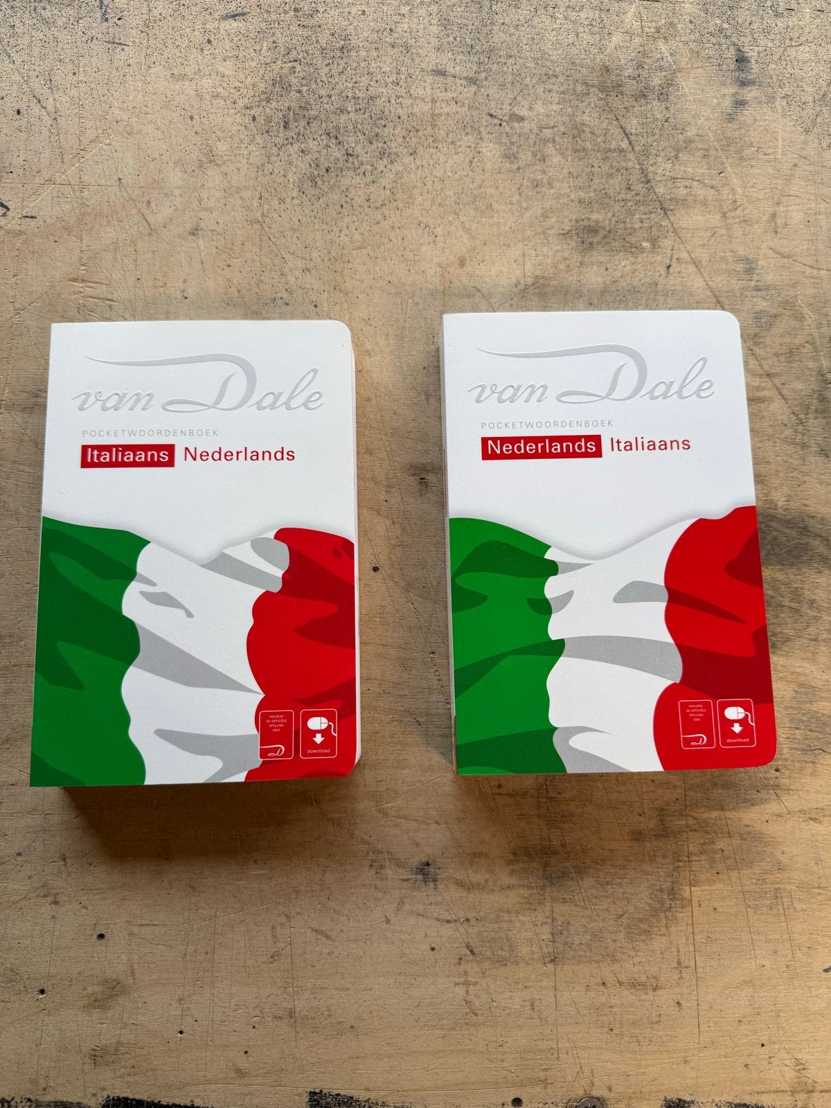 Van Dale Pocketwoordenboek Italiaans-Nederlands + Nederlands, Boeken, Woordenboeken, Ophalen of Verzenden, Zo goed als nieuw, Van Dale