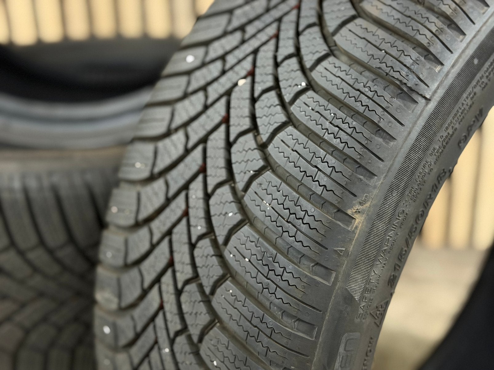 ️4x Bridgestone Winterbanden 215/50 R18 DOT25 €380 all incl, Ophalen, 18 inch, 215 mm, Winterbanden
