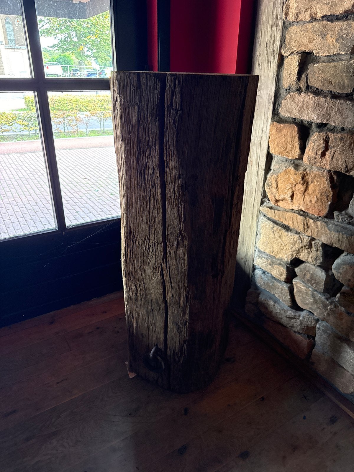 Grote houten sokkel / oude meerpaal, Ophalen of Verzenden