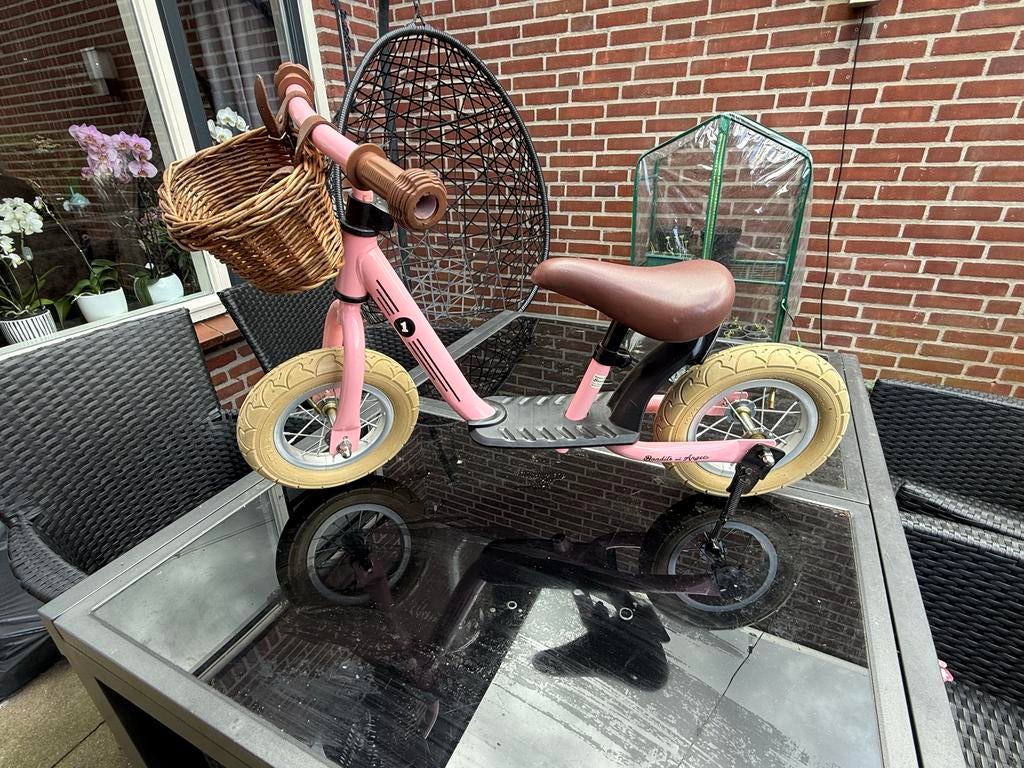 Roze loopfiets met mandje, Ophalen, Gebruikt, Loopfiets
