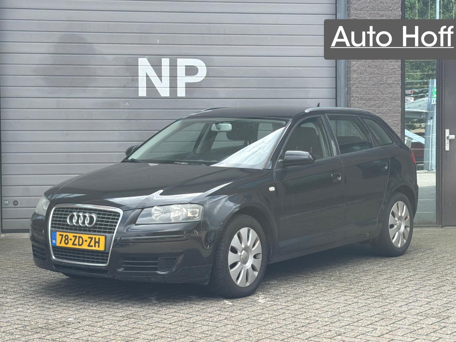 Audi A3 Sportback 1.4 TFSI Attraction Business | Navi | Auto, Auto's, Voorwielaandrijving, Gebruikt, 4 cilinders, Zwart