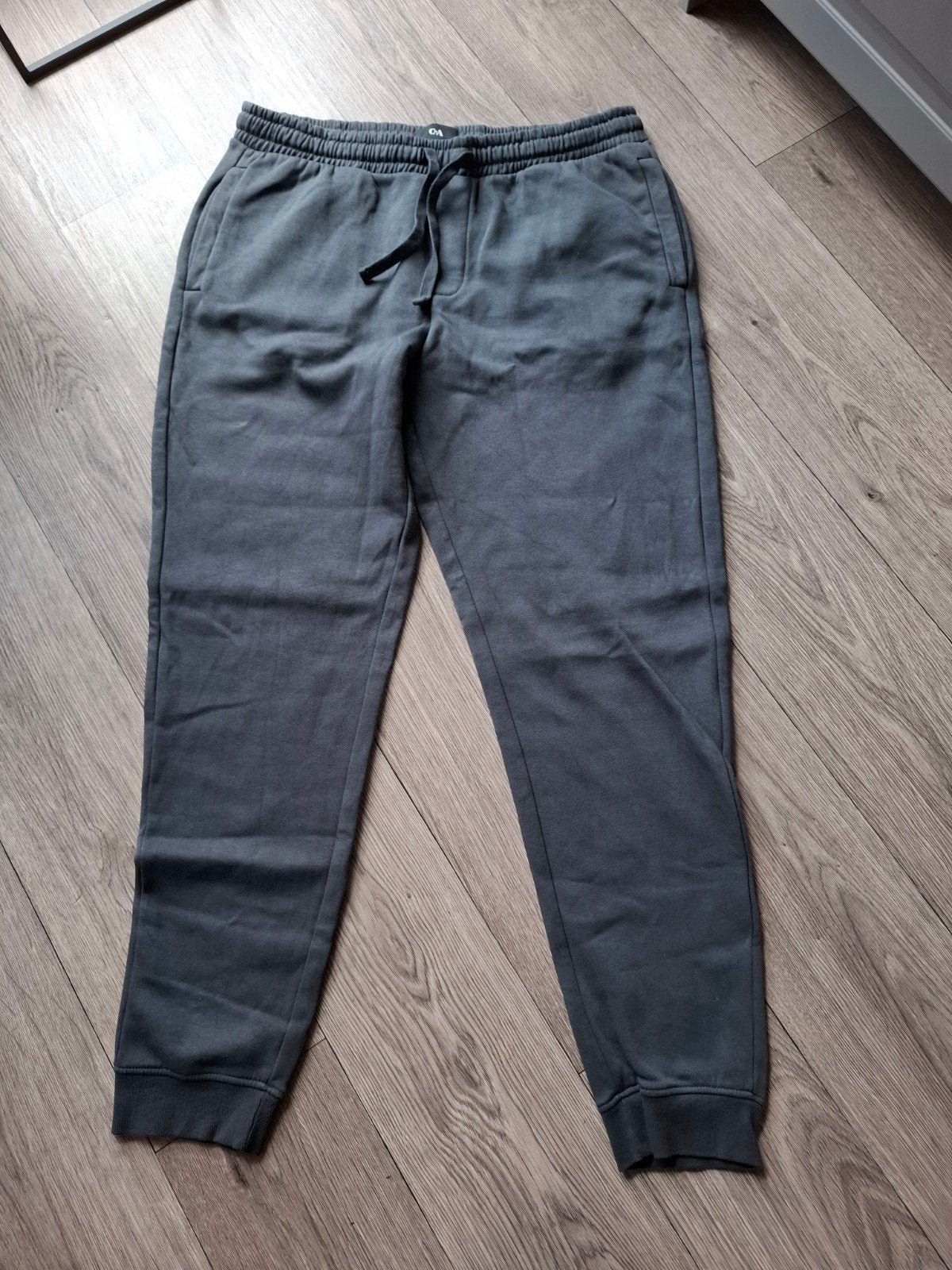 grijze joggingbroek maat L, Maat 52/54 (L), Grijs, Gedragen, C&A