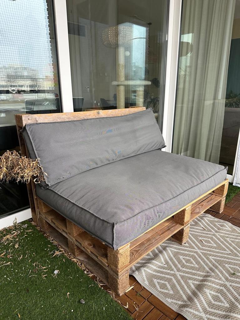 Pallet loungebank met kussens., Ophalen, Hout, Bank