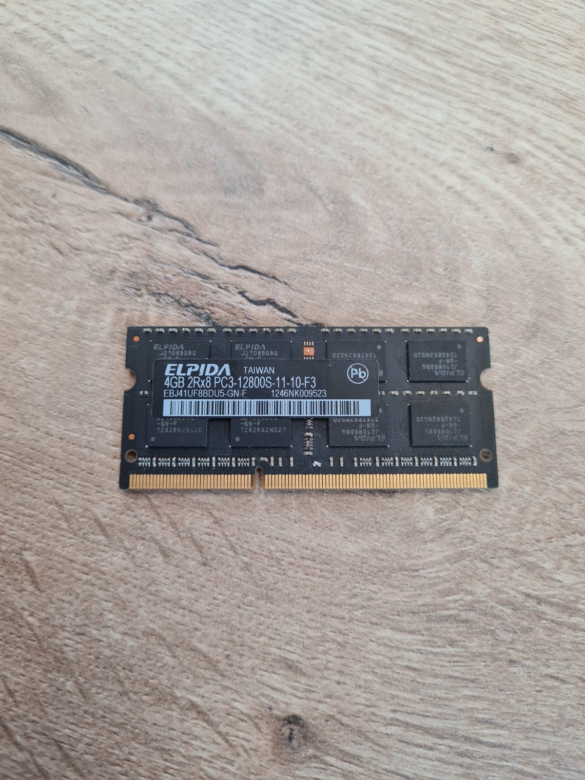 Elpida 4GB 2Rx8 PC3-12800S-11-10-F3 RAM, Computers en Software, RAM geheugen, Refurbished, DDR3, Ophalen of Verzenden, Desktop