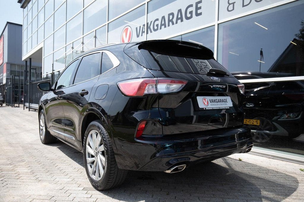 Ford Kuga 2.5 PHEV Vignale | Leder | 1500kg trekgewicht, 12 maanden, Gebruikt, Zwart, 4 cilinders